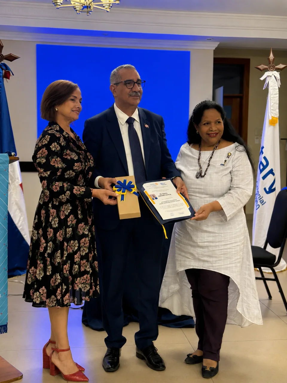 Conversatorio sobre medicamentos de alto costo en la República Dominicana.